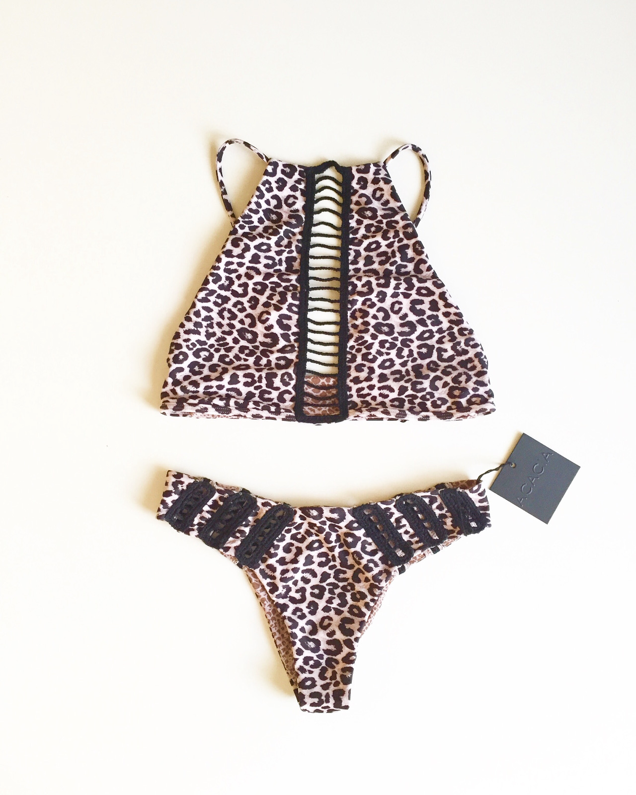 Acacia Malibu Snow Leopard Bikini Top
